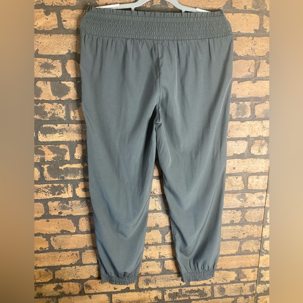 Women’s Pants From Ariesize Mused